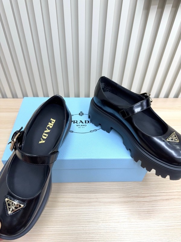 Prada 2025 SS Platform Mary Jane Shoes - LY00300