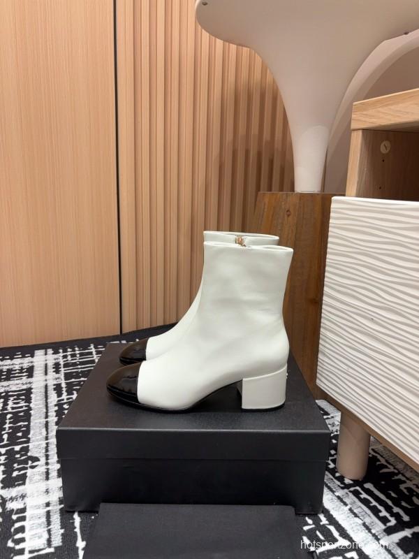 Chanel 2025/SS Quilted Patent Leather Block Heel Elastic Ankle Boots - LY00350