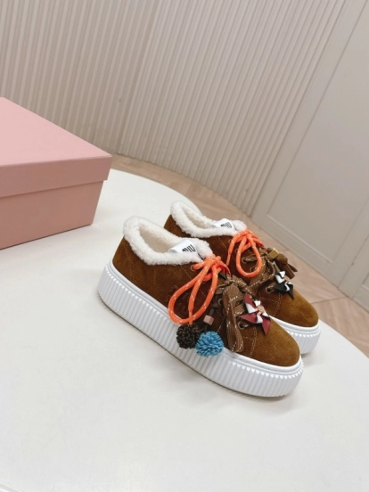 MIUMIU 3D Embroidered Platform Casual Shoes - LY00320/LY00340
