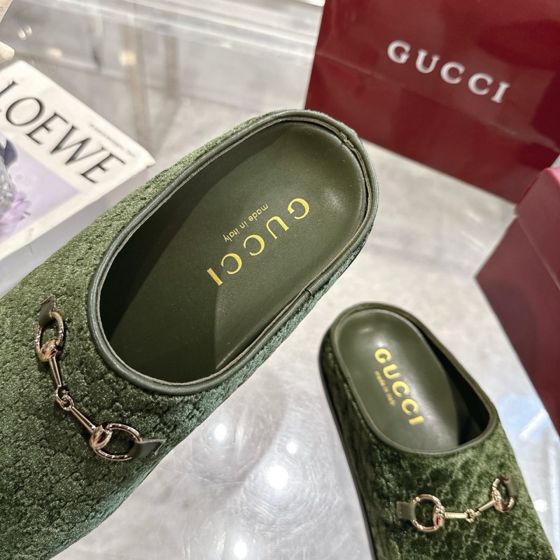 Gucci Women's Mule Shoes Velvet with Horsebit Detail - LY00240