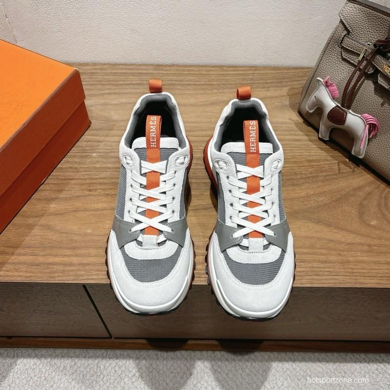 H Boots Classic Chelsea Boots with British Color Block Design - AS00410