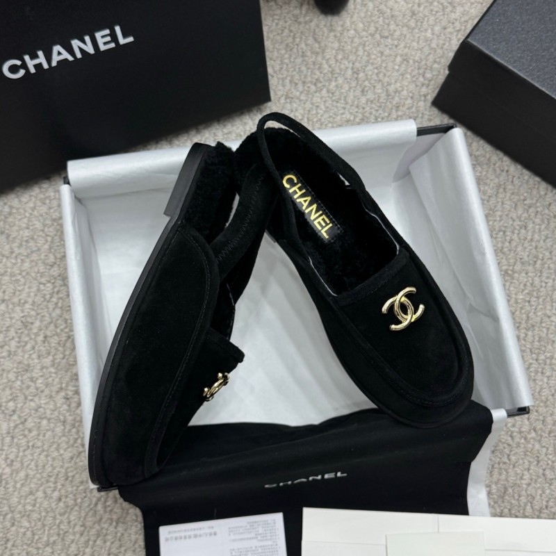 Chanel 2025 SS Teddy Fur Loafers with Double C Logo - KFY00300