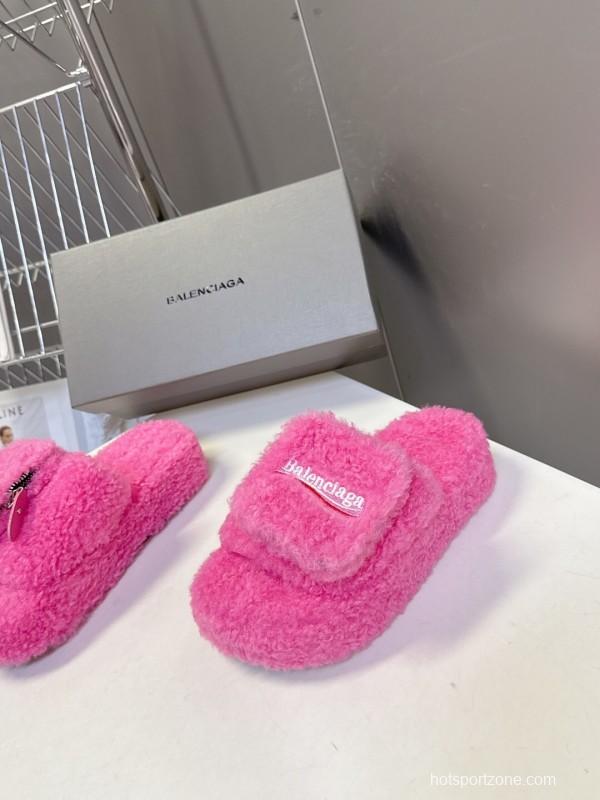 Balenciaga 2025 SS Couple Edition Cola Fur Slippers - KFY00230