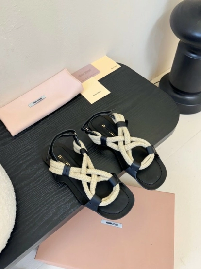 Miu 2025/SS Fashion Week Rope Woven Sandals - KFY00330
