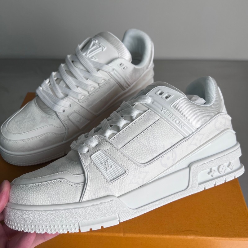 Louis Vuitton 2025 Spring Summer Collection Signature Logo Sneakers - YC