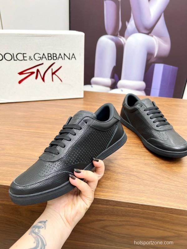 Dolce & Gabbana 2025 SS Casual Shoes with Exaggerated Fashion Style - AS00270