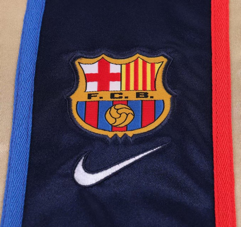 Retro Kids 01/02 Barcelona Away Jersey