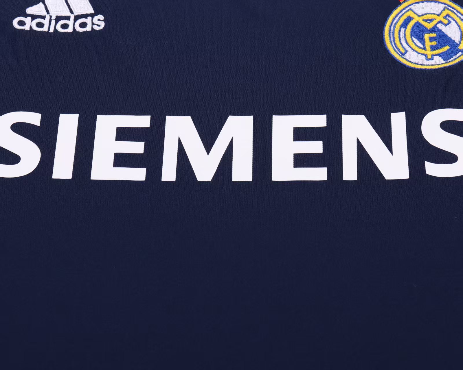 Retro Kids 05/06 Real Madrid Away Jersey