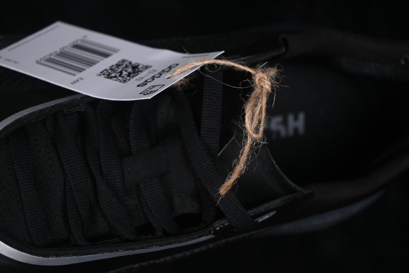 Adidas HyperBoost Edge M Running Shoes with Breathable Mesh and Responsive Cushioning - KJ0754