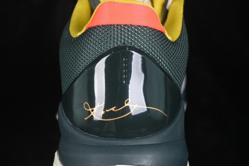 Nike Zoom Kobe 5 Chaos Professional Basketball Shoes with Flywire Support - CD4991-300