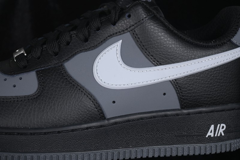Nike Air Force 1 '07 Low Casual Skateboarding Shoes with Full-Length Air Cushion - IR1475-010