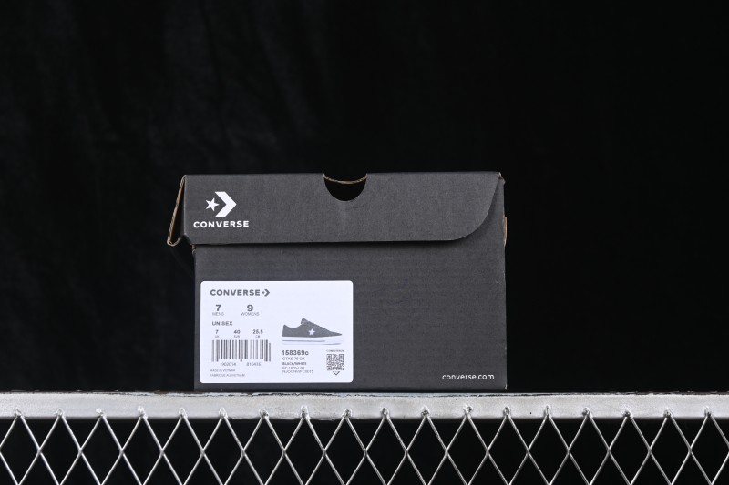 Converse One Star Pro Retro Canvas Skateboarding Shoes with Vintage Design - 158369C