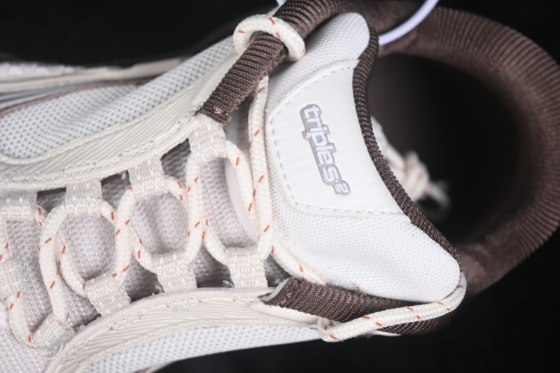 Balenciaga Triple S 2 Retro Running Shoes with Multilayer Sole - WTRS22290