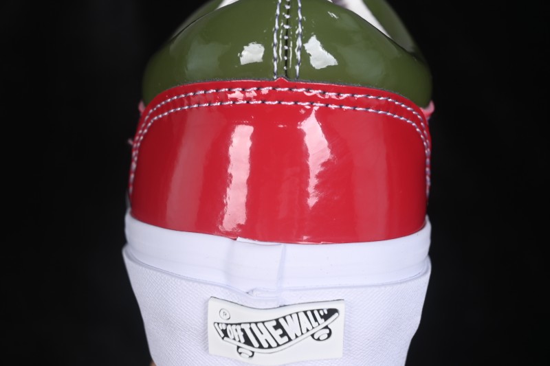 Vans Old Skool Patent Leather Low-Top Casual Skateboarding Shoes - VN000E8VCCZ