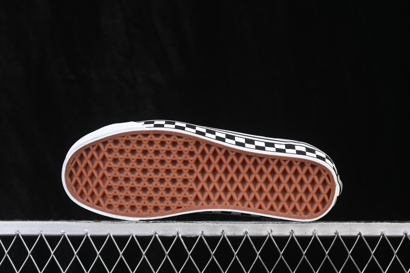 Vans Style 36 Checkerboard Skateboarding Shoes with Anti-Slip Vulcanized Sole - VN0A3DZ3C2Y