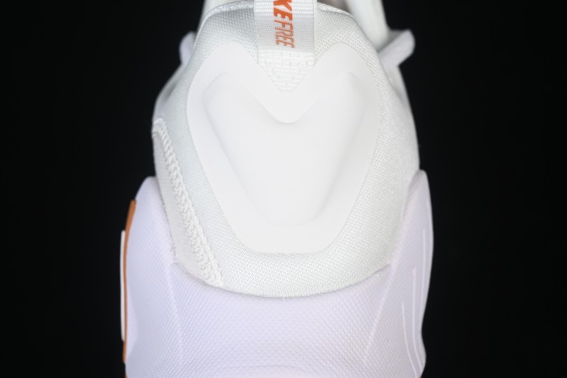 Nike Free Metcon 6 Training Shoes with Mesh Upper and Flexible Cushioning - FJ7126-103