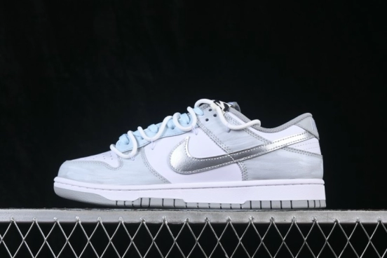 Nike SB Dunk Low Skateboarding Shoes with Lace-Up Closure - HF5441-105