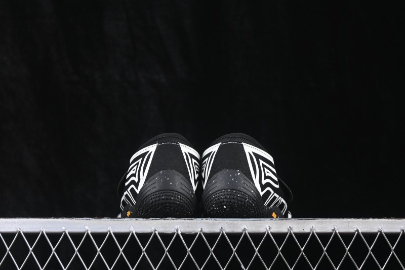 Vibram GroundSplay Barefoot Training Squat Support Quick-Dry Five-Toe Shoes - 26M8802 Black Ivory