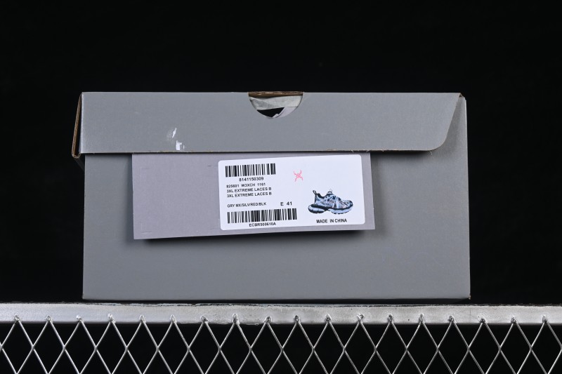 Balenciaga 3XL Extreme Laces Logo Sneakers - W3XCH1161