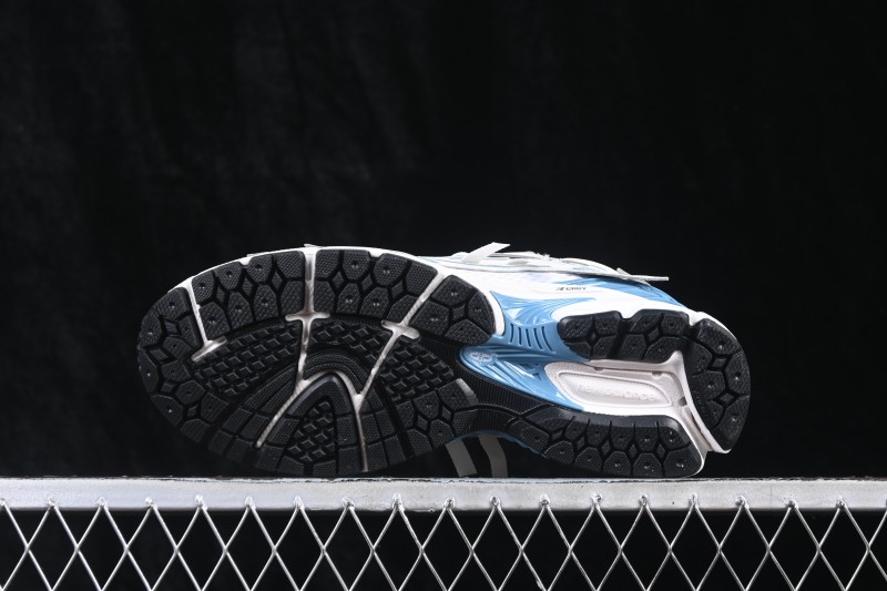 New Balance 1906 Retro Running Shoes with Lightweight Leather and Mesh Upper - U19065IC