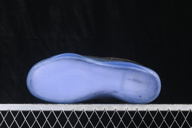 Nike Kobe XI Protro Basketball Shoes with Flyknit Upper and Zoom Air Cushioning - IU4902-900