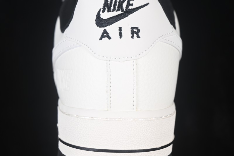 Nike Air Force 1 '07 Low Casual Skateboarding Shoes with Full-Length Air Cushion - DN9688-135