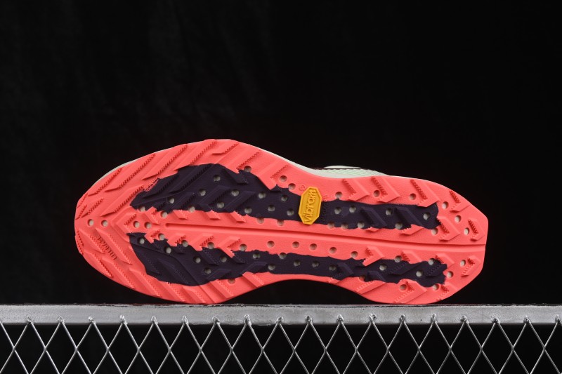 Nike ACG Ultrafly Trail Running Shoes with Responsive Cushioning - HF5668-700