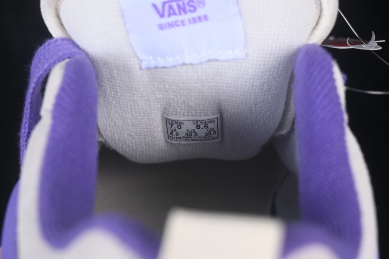 Vans Knu-Skool Low-Top Casual Skateboarding Shoes with Classic Jazz Stripes - VN000D6ZFTY