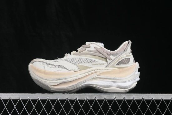 Balenciaga Jet Embossed Logo Round-Toe Thick-Sole Low-Top Dad Sneakers - WMRTN9191