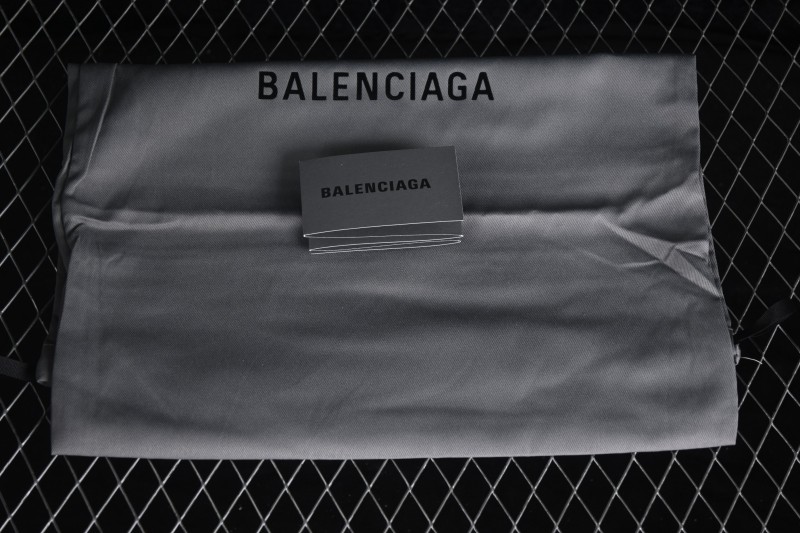Balenciaga Jet Embossed Round-Toe Thick-Sole Low-Top Chunky Sneakers - WMRTN9150