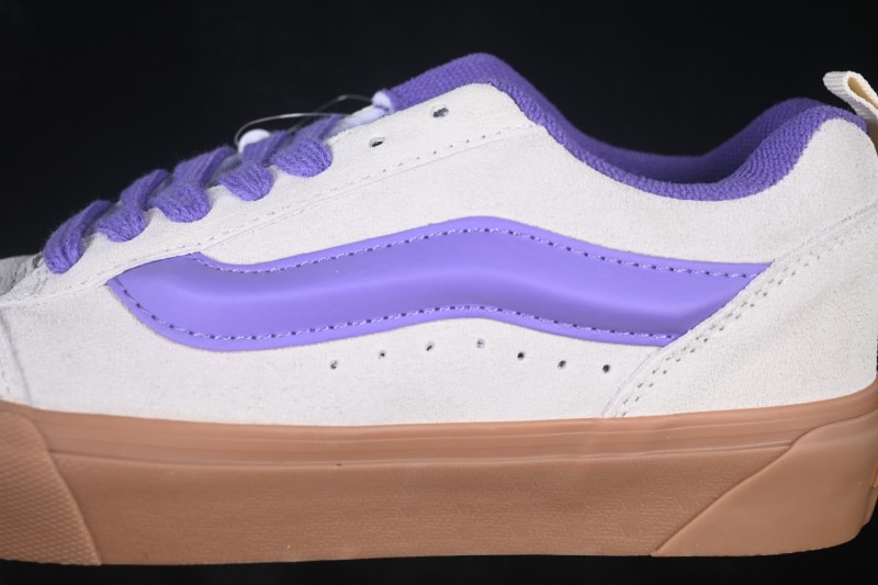 Vans Knu-Skool Low-Top Casual Skateboarding Shoes with Classic Jazz Stripes - VN000D6ZFTY