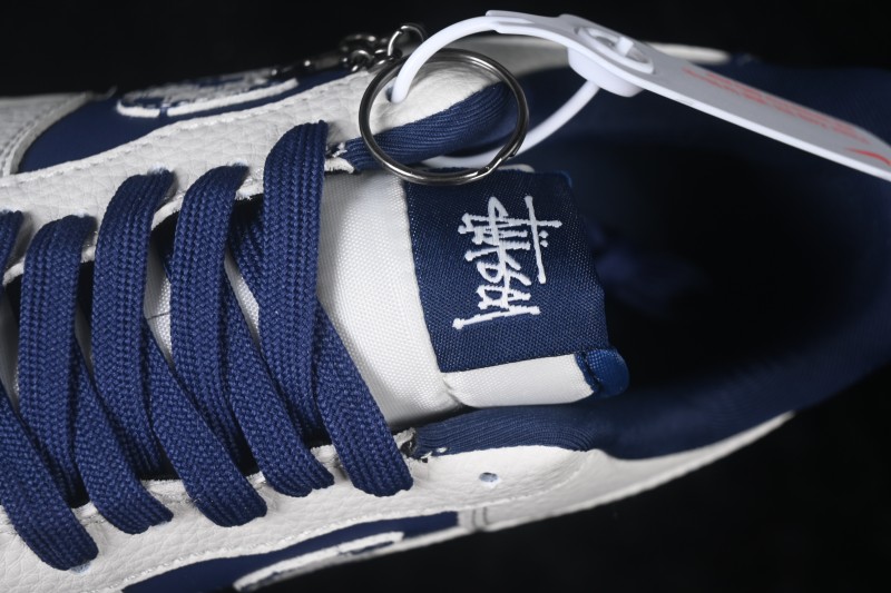 Nike Air Force 1'07 Low Low-Top Casual Sneakers - DW8806-027