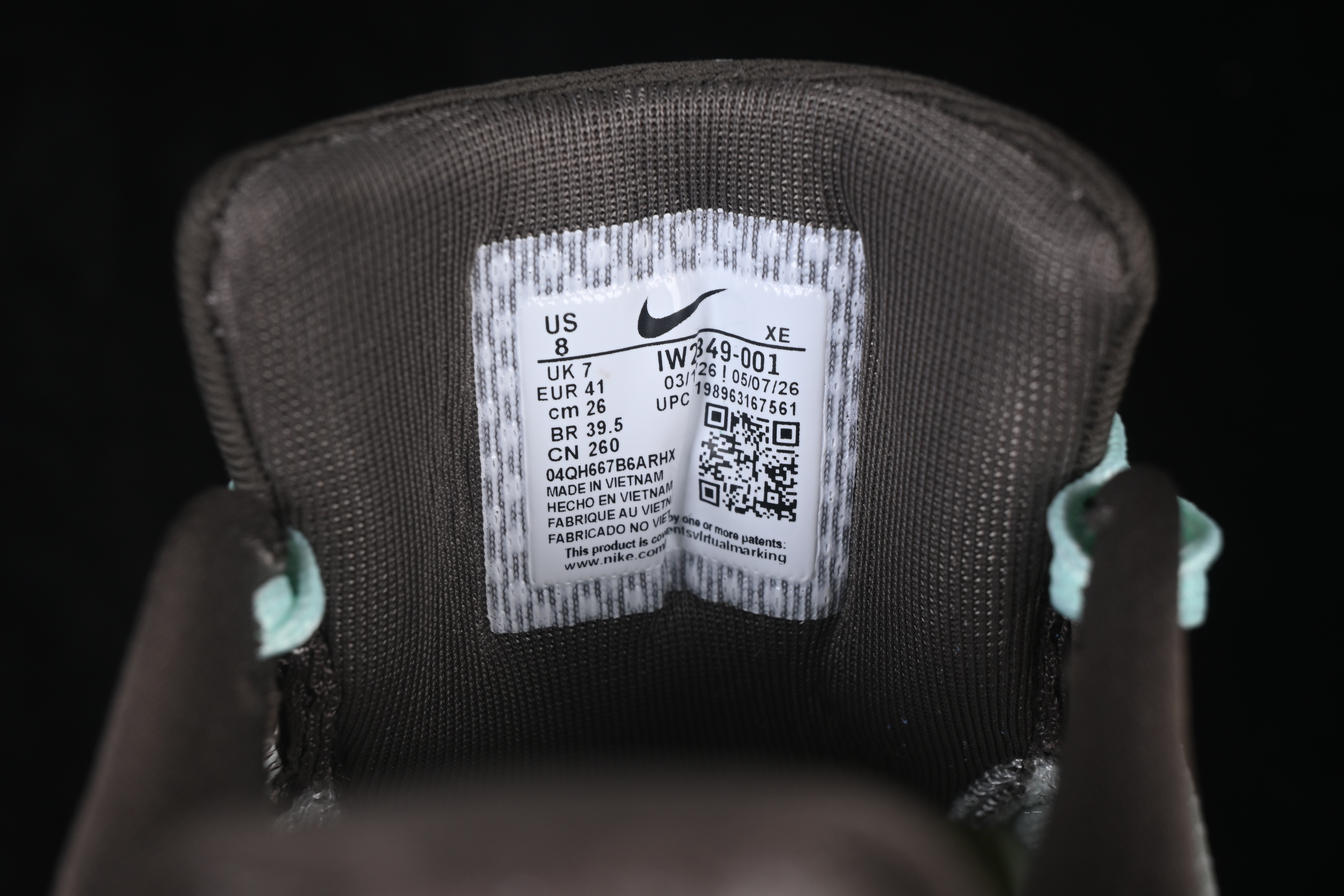 Nike Air Zoom Pegasus 42 Breathable Lightweight Durable Running Shoes - IW2349-001