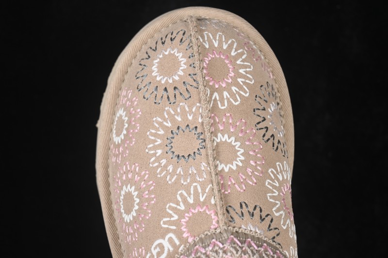 UGG Tazz Sun Stitch Classic Platform Snow Boots - 1178193 MDSD