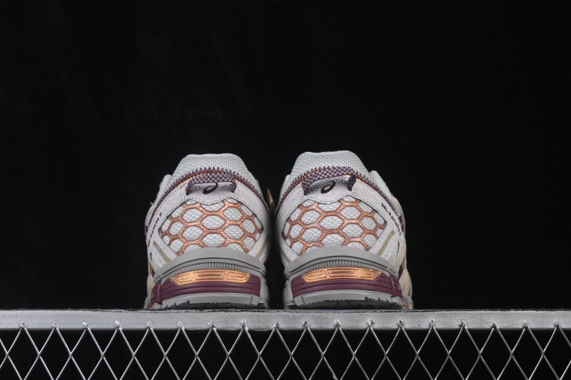 Asics Gel-Kahana 8 Retro Casual Sneakers - 1203B133-026