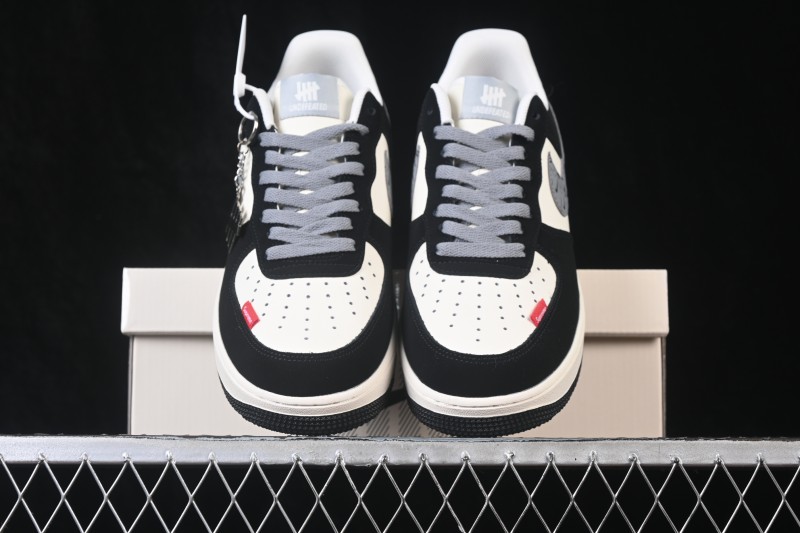 Nike Air Force 1 '07 Low Casual Sneakers with Full-Length Air Cushion - DQ9688-105