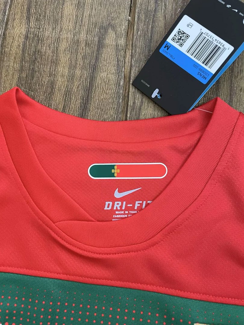Retro  2010 Portugal Home Long Sleeve Jersey